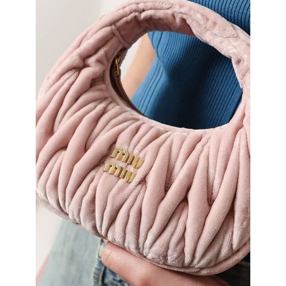 Miu Miu Women Wander Matelasse Velvet Mini Crossbody Bag - Picture 2 of 5